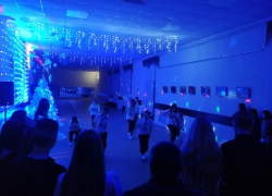 Для школьников Борисоглебска организовали первые новогодние дискотеки
