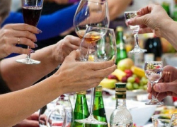 Какие алкогольные напитки лучше выбрать в новогоднюю ночь 