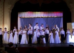 В Борисоглебском драмтеатре прошел Рождественский благотворительный концерт