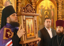 Градоначальник Борисоглебска подарил новому епископу икону