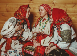 Гости Всероссийского фестиваля русской словесности и культуры «Во славу Бориса и Глеба» -  Кристина Солодкова и фолк-группа «КЛЕВЕР».