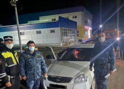 У злостного неплательщика штрафов полицейские забрали машину в Грибановском районе 