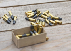 В Борисоглебске пенсионер незаконно хранил порох и патроны