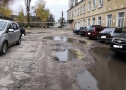 Суд обязал администрацию Борисоглебского округа сделать тротуар у школы