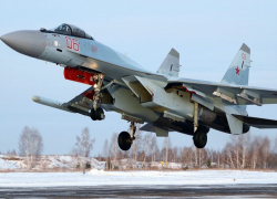 Истребители Су-35С сбросили более 40 бомб на Воронежскую область