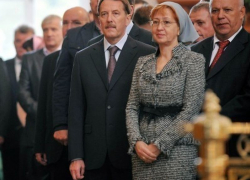 Жена Алексея Гордеева стала почетной гражданкой Воронежской области