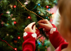 Как правильно нарядить елку