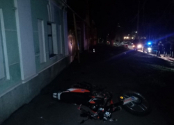 17-летний мотоциклист разбился в центре Новохоперска 