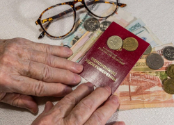 В декабре пенсионеры в России получат две пенсии