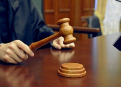 Суд потребовал от работодателя из Поворинского района восстановить в должности уволенного сотрудника