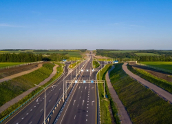  На трассе М-4 в Воронежской области планируют установить зоны отдыха для водителей и путешественников