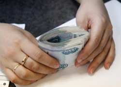 Полицейскими задержана псевдо соцработница, обманувшая пенсионера в Новохоперском районе.