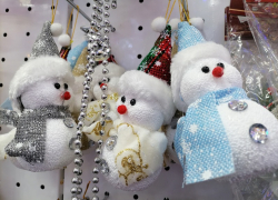 Где экстренно и недорого в Борисоглебске купить новогодние подарки для всех