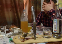 Борисоглебцу, забившему собутыльника до смерти разделочной доской, грозит до 15 лет лишения свободы