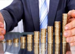 Аналитики рассказали, что зарплаты в Воронежской области прут в гору