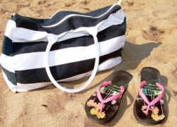 В Новохоперском районе дело 18-летней воровки, обокравшей отдыхающих на пляже, передано в суд