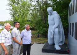 В Грибановском районе отремонтировали памятник воинам ВОВ