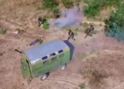 Задержание троих «беглых заключенных» показал в четырехминутном видео Станислав Гладыш