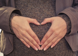 С 2026 года беременные смогут бесплатно делать НИПТ на генетические патологии ребёнка