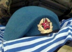 На плите мемориала «Звезда» в Борисоглебске увековечат имя десантника Н.Д.Каландарова