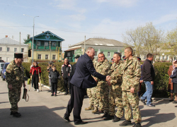 Казаков Новохоперского района торжественно проводили в зону СВО