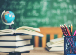 График школьных каникул на 2025/26 учебный год опубликовало Минпросвещения