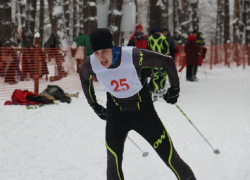 После первого снегопада в Борисоглебске состоялись соревнования по лыжным гонкам