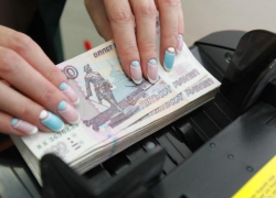 В Борисоглебске бухгалтер увеличила себе зарплату на полмиллиона