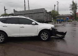 В Борисоглебске не поделили дорогу ЗИЛ и "Ниссан Мурано"