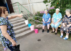 В Грибановке микрорайон остался без воды из-за долгов МУПа.