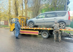 Сразу двух автомобилей лишился злостный неплательщик алиментов в Борисоглебске