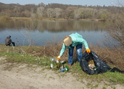 В Борисоглебске во время субботника вывезли 1130 куб. метров мусора на полигон ТКО