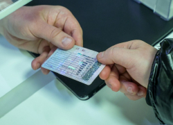 Получение водительских прав в России станет вдвое дороже 