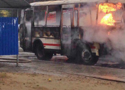 В Бутурлиновке сгорели сразу два автобуса