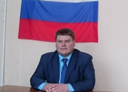 Почему в Листопадовке не состоялся отчет главы сельской администрации, рассказал местный депутат