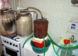 В Новохоперском районе злостный самогонщик получил 2 года колонии