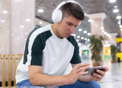 Популярные стримеры Слава Бустер и Вова Братишкин делятся своими тарифами с воронежцами