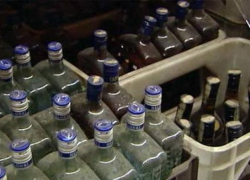 В Поворино полицейский приторговывал «паленым» алкоголем