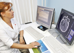 Медучреждения Воронежской области оснастили компьютерной техникой на 100 млн рублей