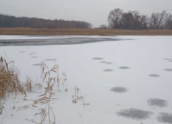 Двое детей провалились под лед и утонули в Воронежской области 