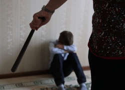  За истязание семи приёмных детей жительница Поворинского района ответит в суде