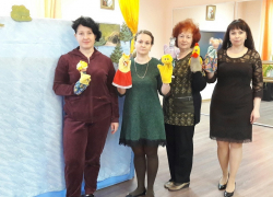 Кукольные Маша и Витя пришли в гости в Борисоглебский реабилитационный центр «Журавлик»