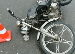 В Борисоглебске пьяный водитель мопеда устроил ДТП и травмировал подростка