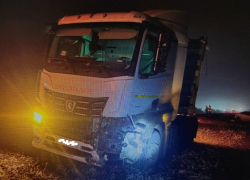 В результате столкновения КамАЗа с двумя легковушками погиб мужчина на трассе под Борисоглебском