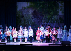 Борисоглебский ансамбль танца «Молодость» собрал друзей в «Звездном»