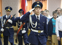 В Борисоглебске старшеклассников «поставили под ружье»