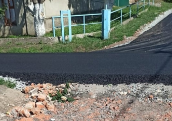 Жителей улицы Полярная заблокировали новым асфальтом в Борисоглебске