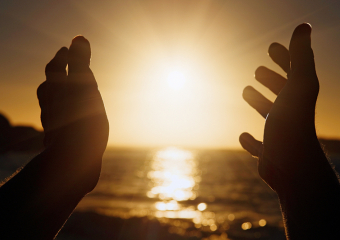 Новость на завтра: «по поручению губернатора Гусева над Воронежской областью встало солнце»?