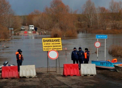 Низководные мосты освободились от воды в Борисоглебском округе и Грибановском районе