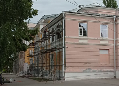 Директору Борисоглебского драмтеатра грозит до 4 лет тюрьмы